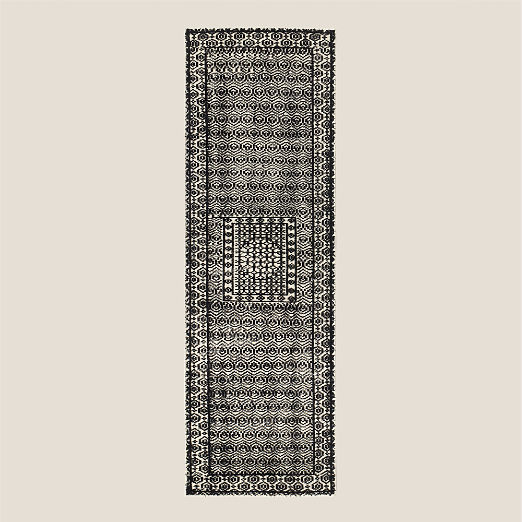 Calero Hand-Knotted Black New Zealand Wool Runner Rug 2.5'X8'