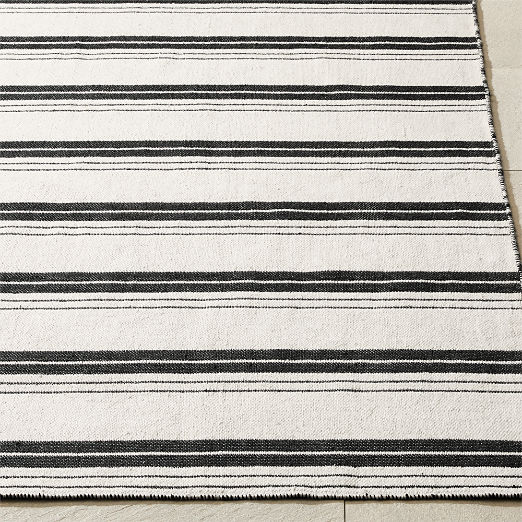 Calyx Black and White Reversible Indoor/Outdoor Performance Area Rug