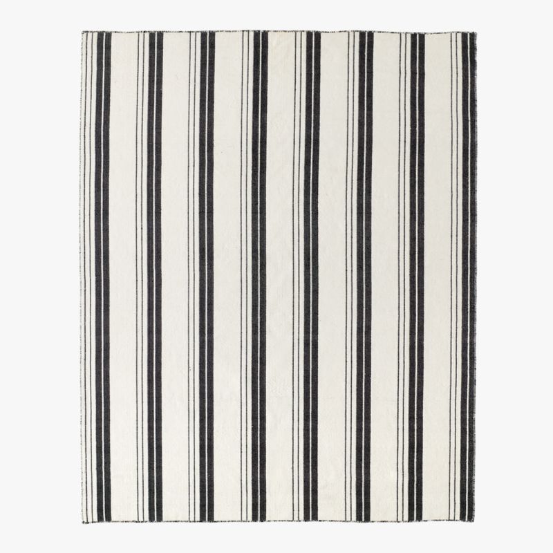 Calyx Black and White Reversible Indoor/Outdoor Performance Area Rug 8'x10' - image 0 of 5