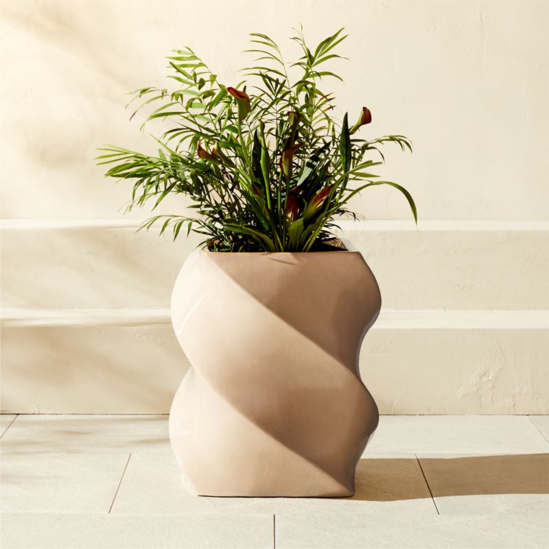 Cascata Twisted Light Brown Glazed Ceramic Indoor/Outdoor Planter Small - image 0 of 7