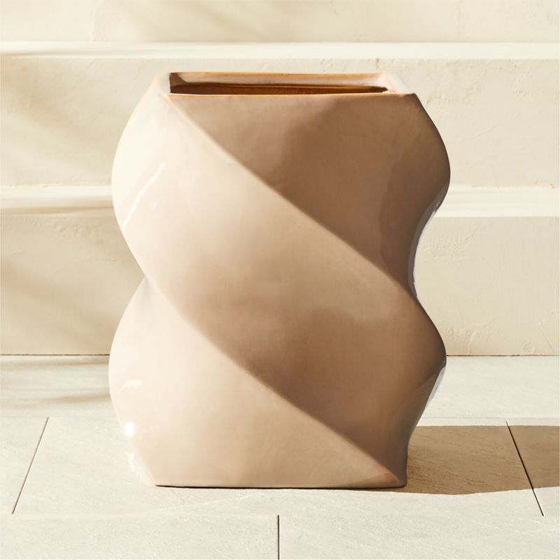 Cascata Twisted Light Brown Glazed Ceramic Indoor/Outdoor Planter Small - image 3 of 7