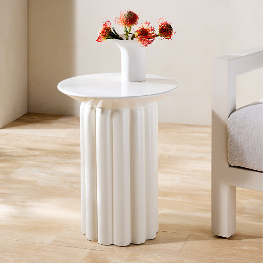 Cassis White High-Gloss Lacquered Outdoor Side Table