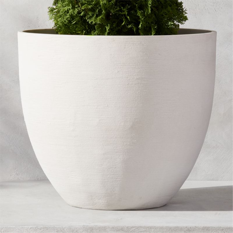 Castino White Outdoor Planter Large - image 2 of 8