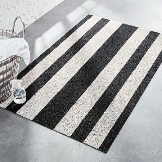 Chilewich® Black and White Mat 3'x5'