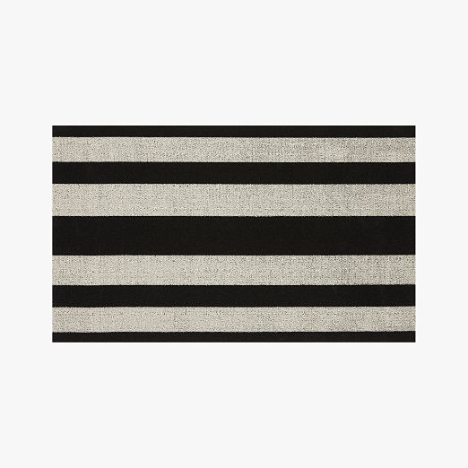 Chilewich® Black and White Mat 3'x5'