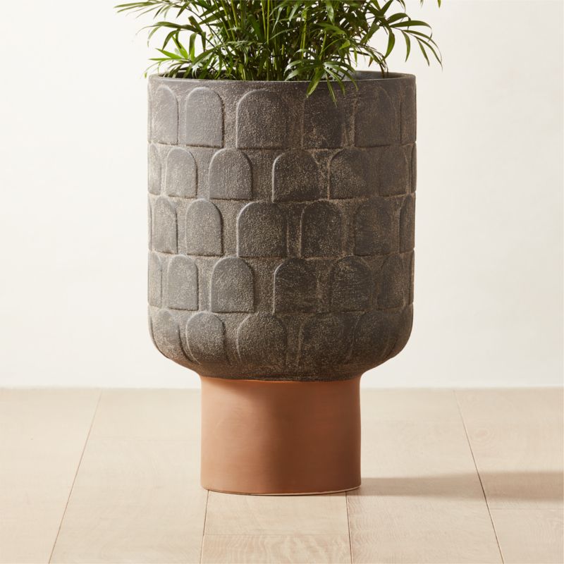 Clemente Footed Clay Indoor/Outdoor Planter Large by Lawson-Fenning - image 3 of 8