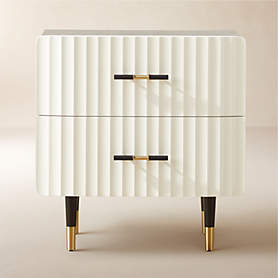 Crimped 4-Drawer White Oak Wood Dresser