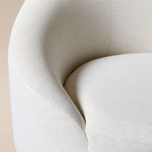 Curvo 75" Apartment Sofa