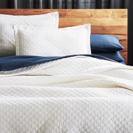 Dagny White King Quilt Reviews Cb2