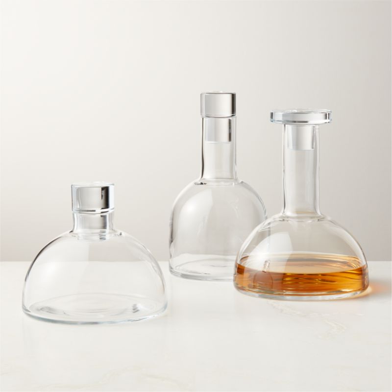 Sofia Short Wide Wine Decanter by Gianfranco Frattini - image 2 of 9