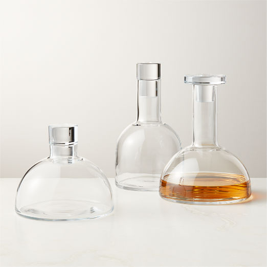 Sofia Short Wide Wine Decanter by Gianfranco Frattini