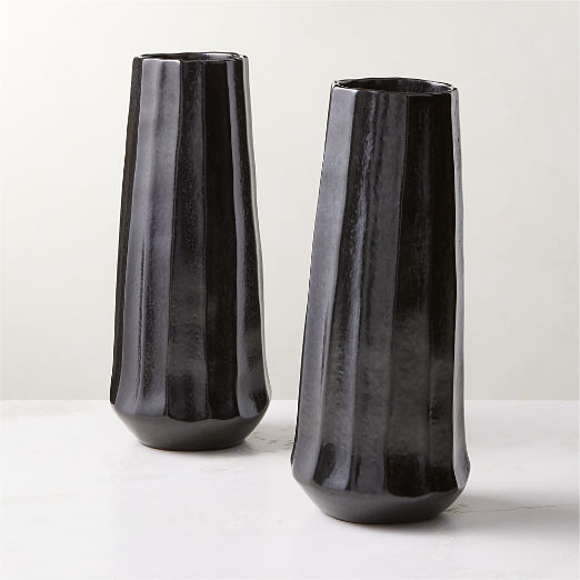 Desi Ribbed Black Vase Tall