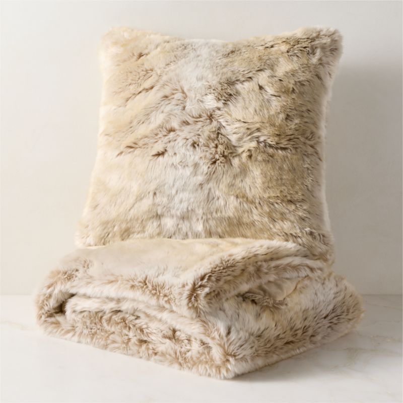 Dorian Warm White and Tan Fur Throw Blanket 48"x80" - image 3 of 4