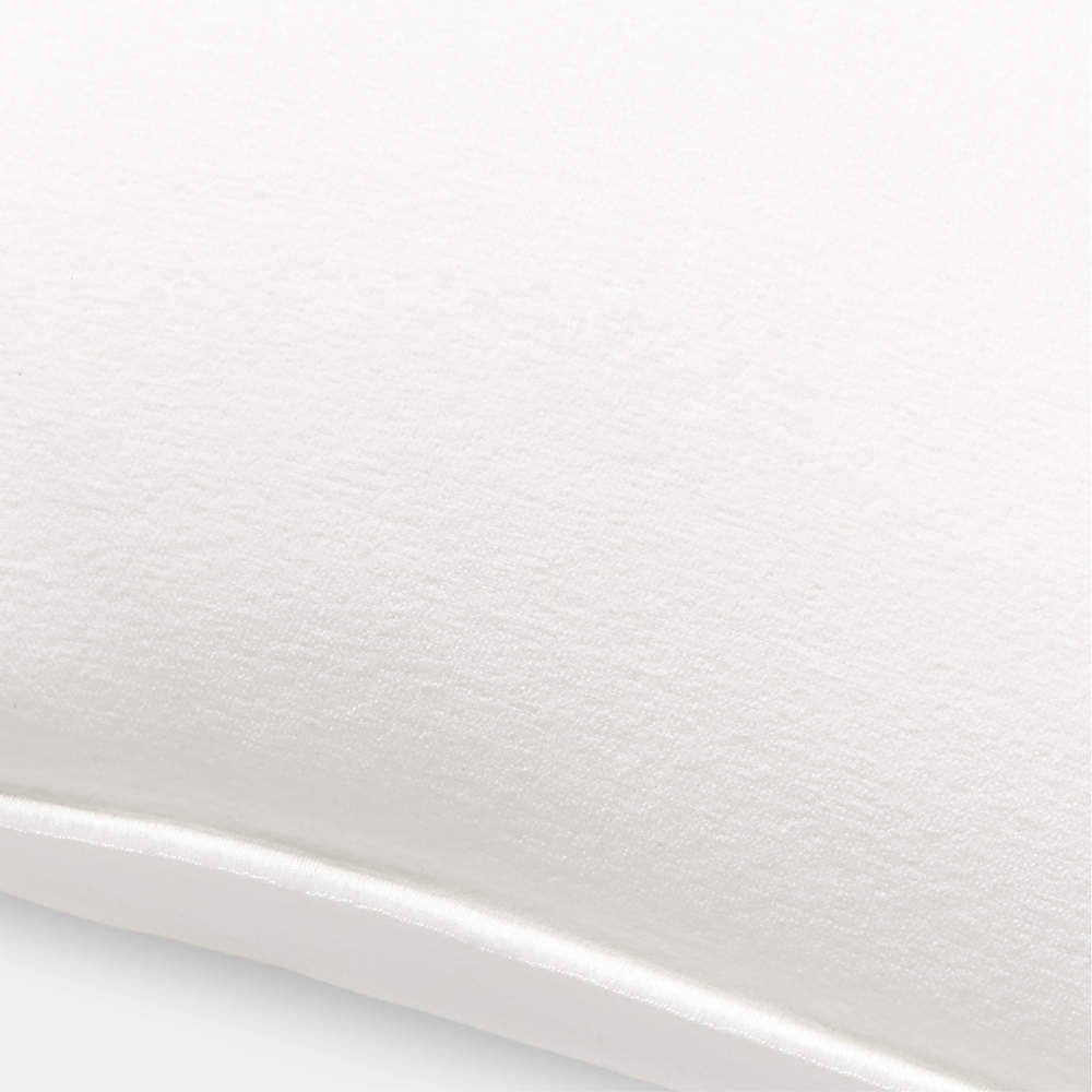 White hotsell pillow texture