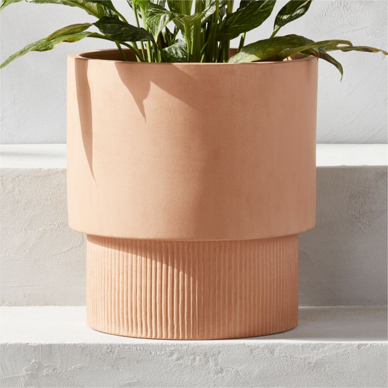 Efrem Terracotta Outdoor Planter Medium - image 3 of 8