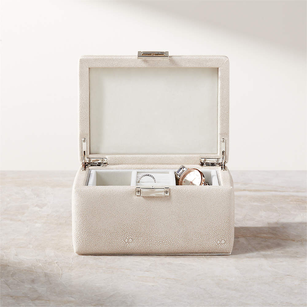 Mckenna Personalized Travel Jewelry Box - Large