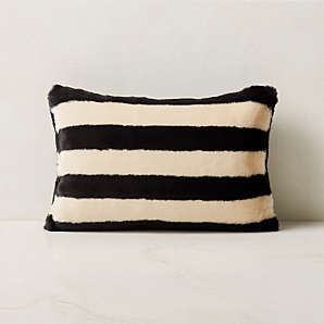 Black fur hotsell throw pillows