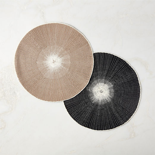 Emry Warm Sand Ombre Paper Round Placemat