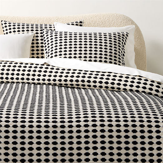 Estela Black and White Organic Cotton Pillow Shams Set of 2