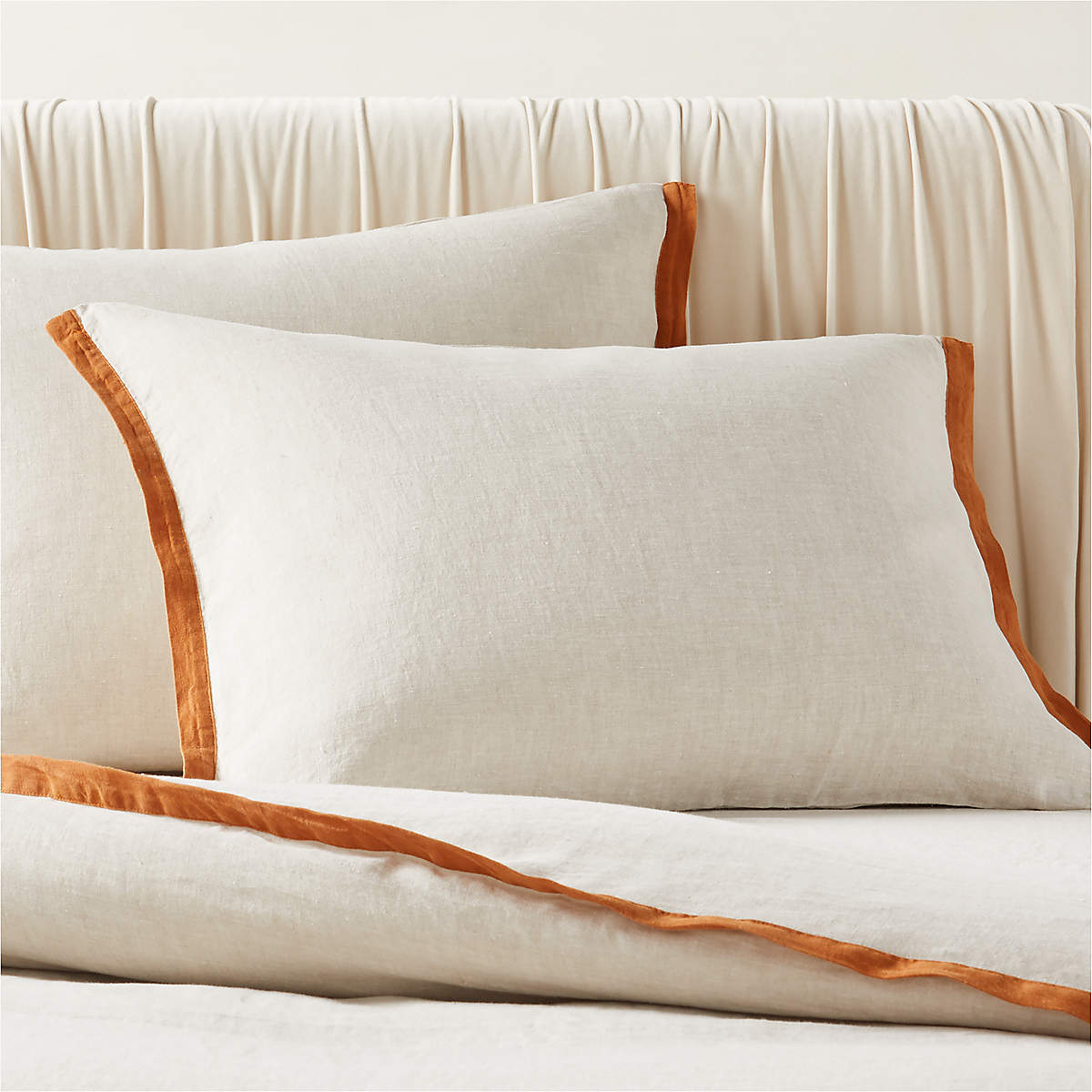 Border EUROPEAN FLAXCertified Linen Standard Pillow Shams with Copper