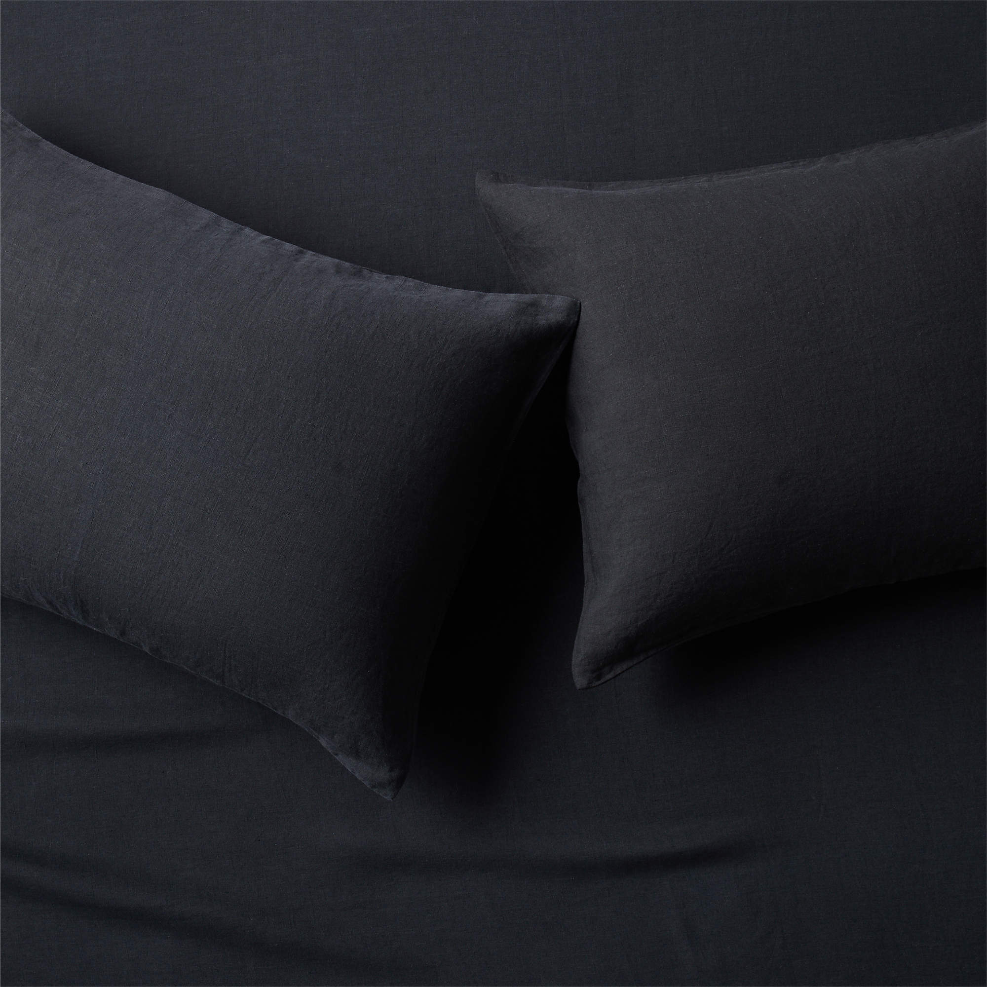 EUROPEAN FLAX Certified Linen Black Standard Pillowcases Set of 2 Reviews CB2 Canada