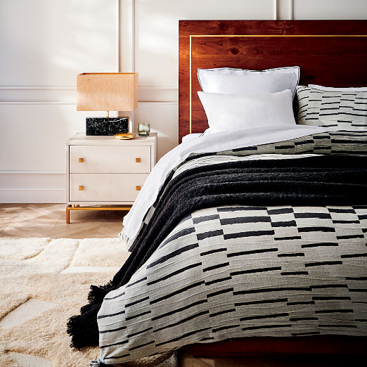 Shagreen 24" Warm White 2-Drawer Nightstand