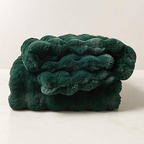 Farleigh Dark Green Faux Fur Throw Blanket 50"x70"