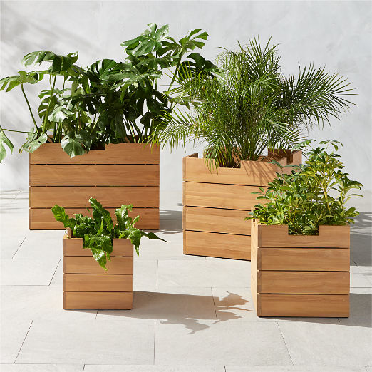 Ferrat Teak Outdoor Planter Small by Ross Cassidy