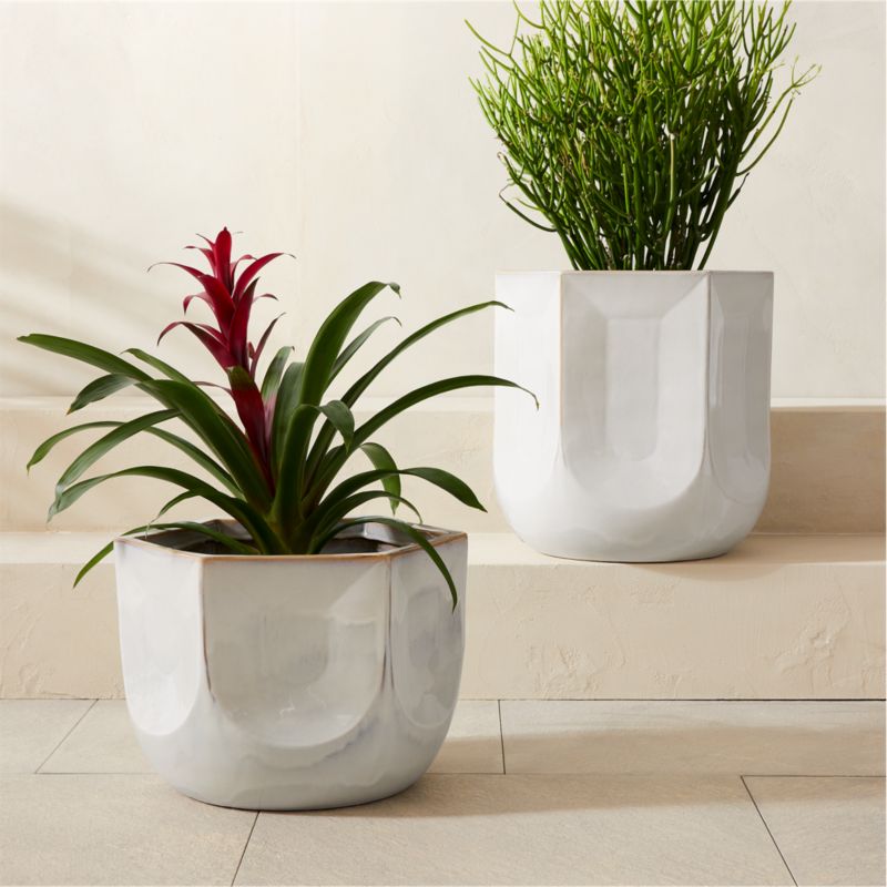 Finca Hexagonal White Glazed Indoor/Outdoor Planter Small - image 2 of 7