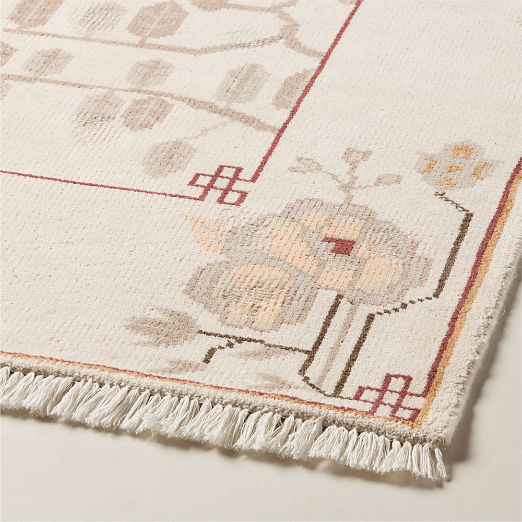 Fiora Hand-Knotted Distressed Warm White New Zealand Wool Runner Rug 3.5'x12'