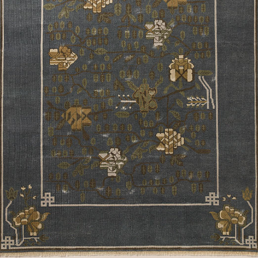 Fiora Hand-Knotted Distressed Charcoal Navy New Zealand Wool Rug Swatch 12"x12"