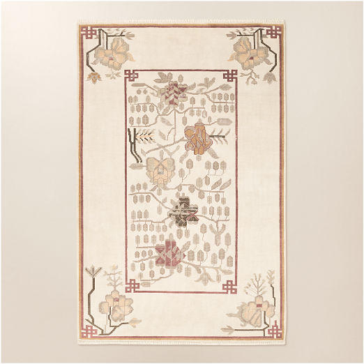 Fiora Hand-Knotted Distressed Warm White New Zealand Wool Area Rug 6'x9'