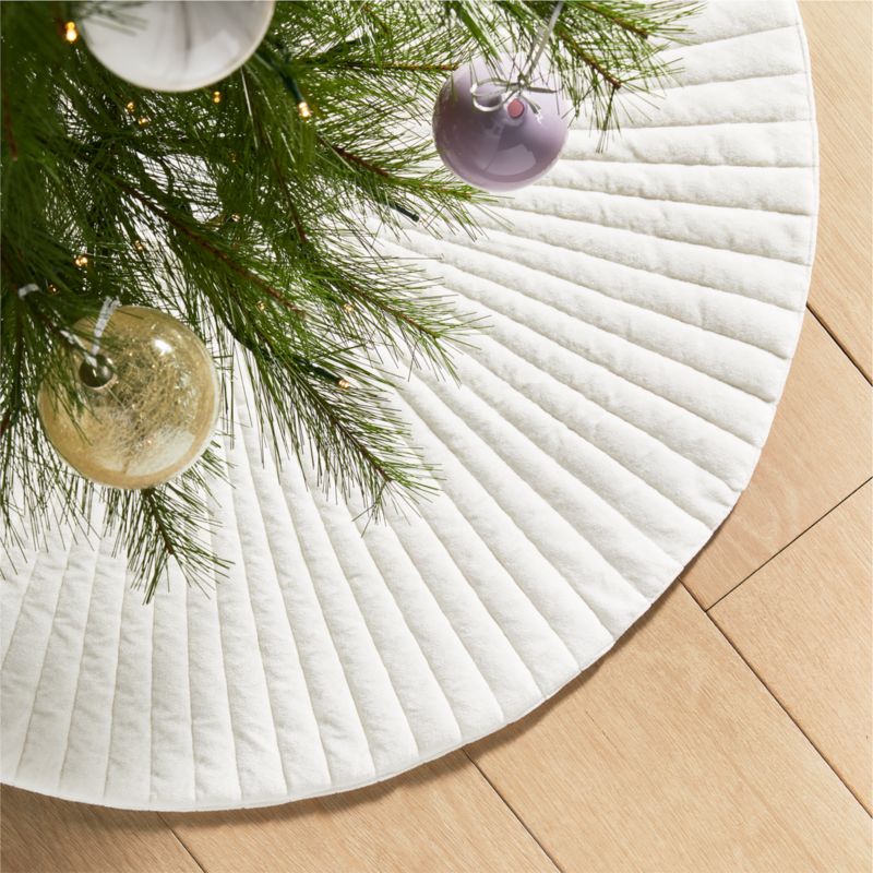 White linen hotsell tree skirt