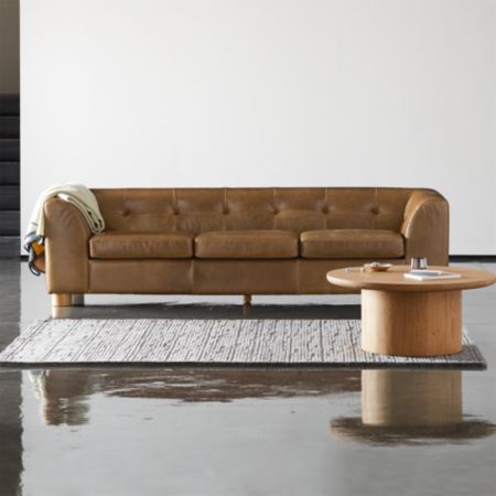 Featured image of post Brown Tufted Leather Loveseat : Standard price $1,979.99 sale price $1,484.99.