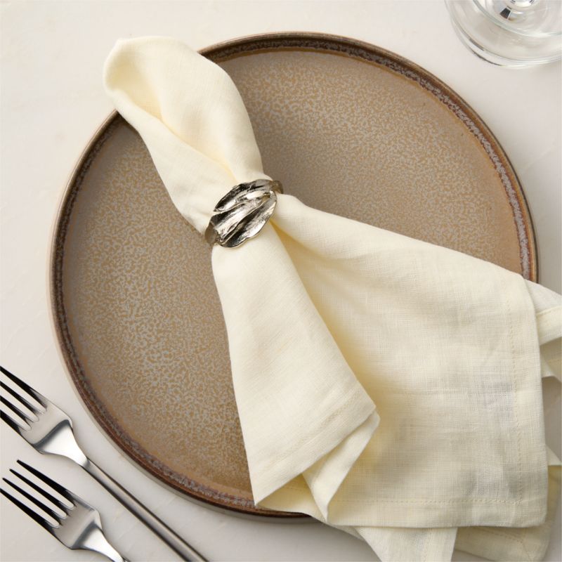 View Glora Silver Napkin Ring details