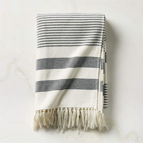 Hali Organic Cotton Black and White Bath Towel