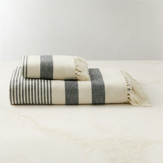 Hali Organic Cotton Black and White Bath Towel