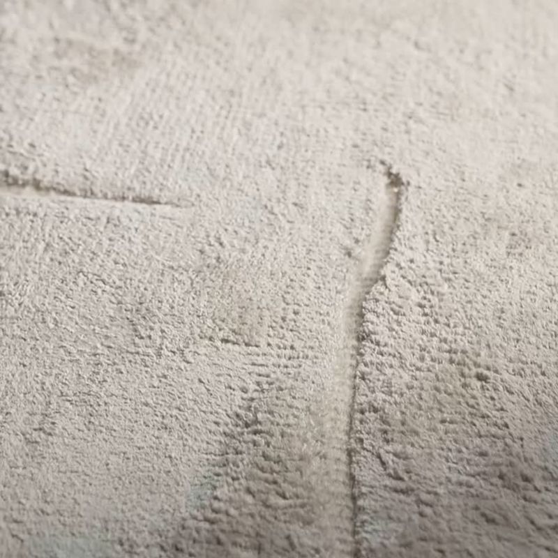 Play Hogan Hand-Knotted Silver Grey Viscose Area Rug 8'x10' - video 1 of 1