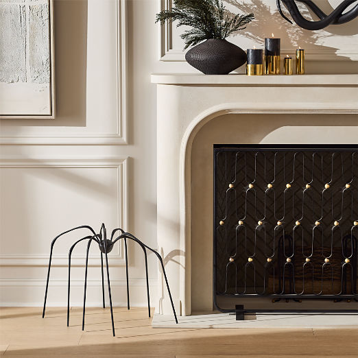 Huntsman Black Cast Aluminum Indoor/Outdoor Decorative Spider 18.5"