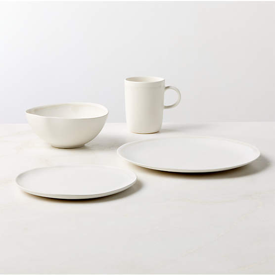 Hyacinth 4-Piece White Dinnerware Set with Soup Bowl with Reactive Glaze