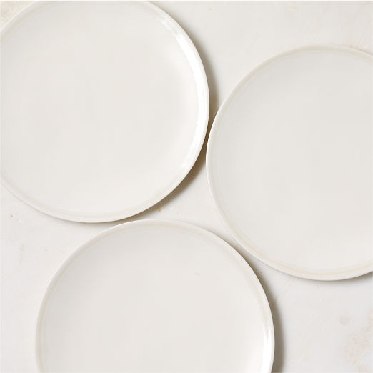 Hyacinth White Dinner Plate with Reactive Glaze