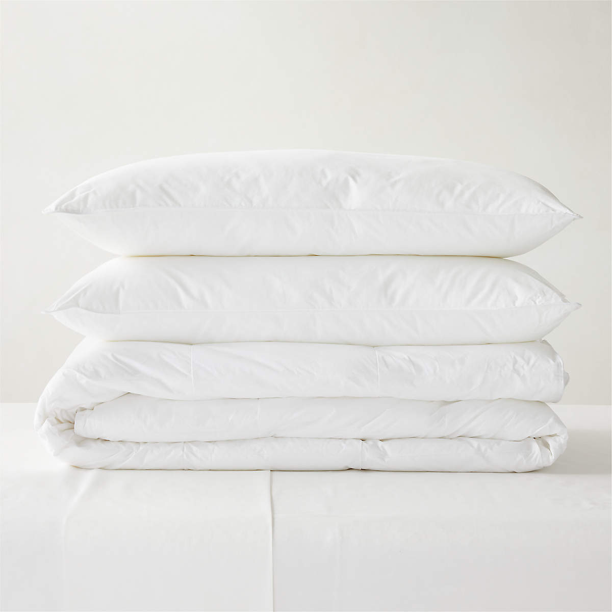 Hypoallergenic Lightweight DownAlternative King Bedding Set + Reviews