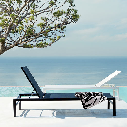 Idle Black Outdoor Sun Lounger