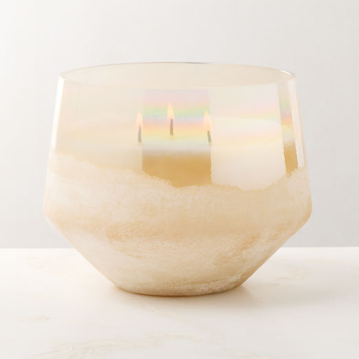 ILLUME ® Winter White Scented Candle 31.4 oz