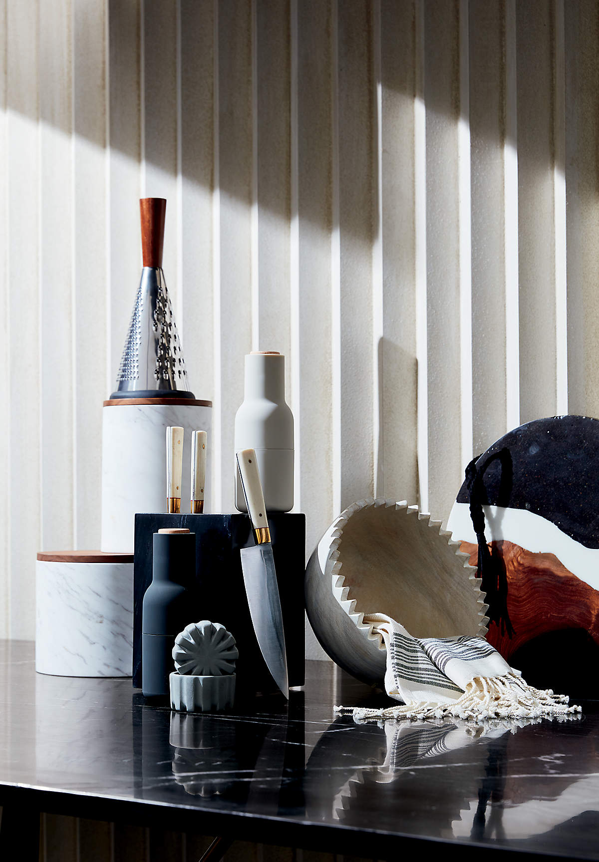 2-Piece Neutral Modern Salt and Pepper Grinder Set