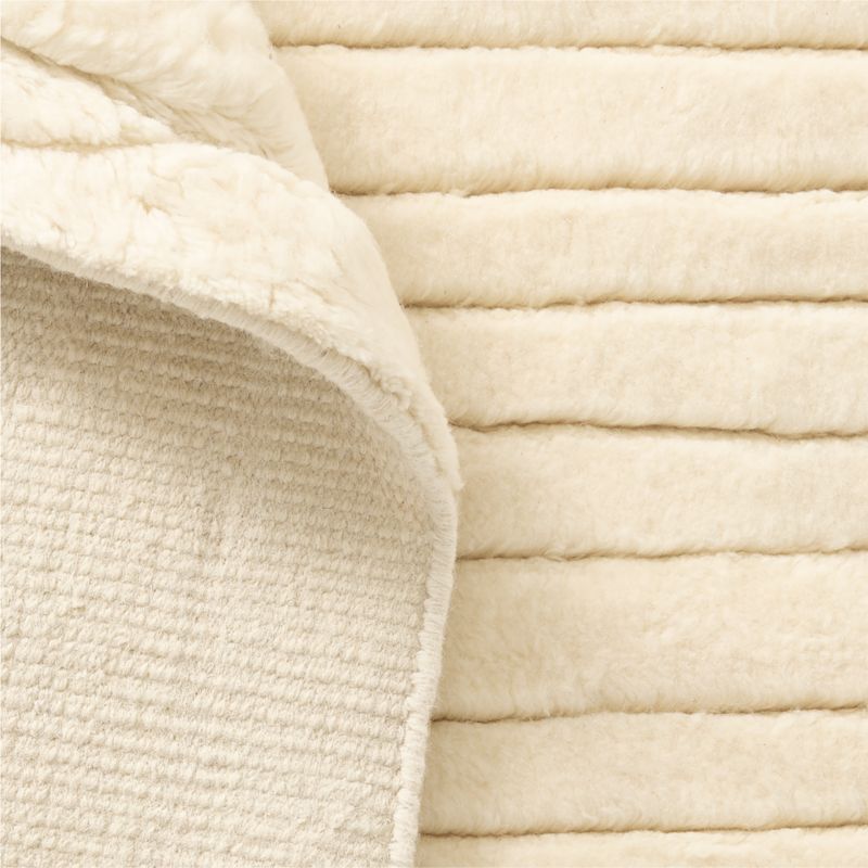 Jackson Ave. Hand-Knotted Warm White New Zealand Wool Area Rug 8'x10' by Casa Dean by Swizz Beatz - image 4 of 9