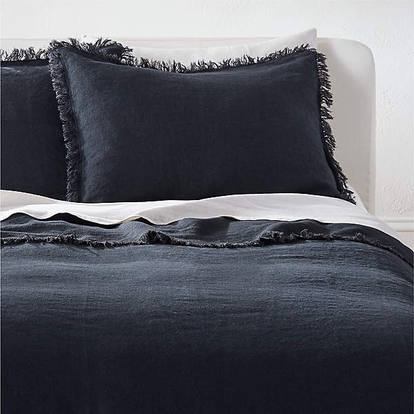 black coverlet