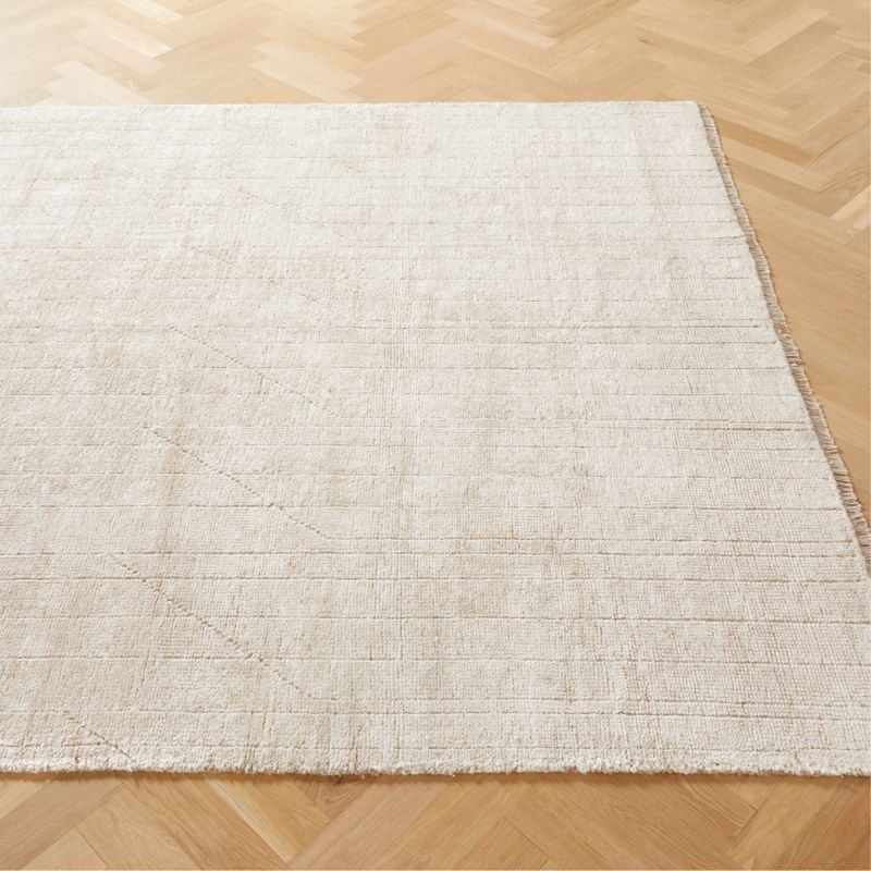 Kada Hand-Knotted White Viscose Area Rug 5'x8' - image 2 of 4