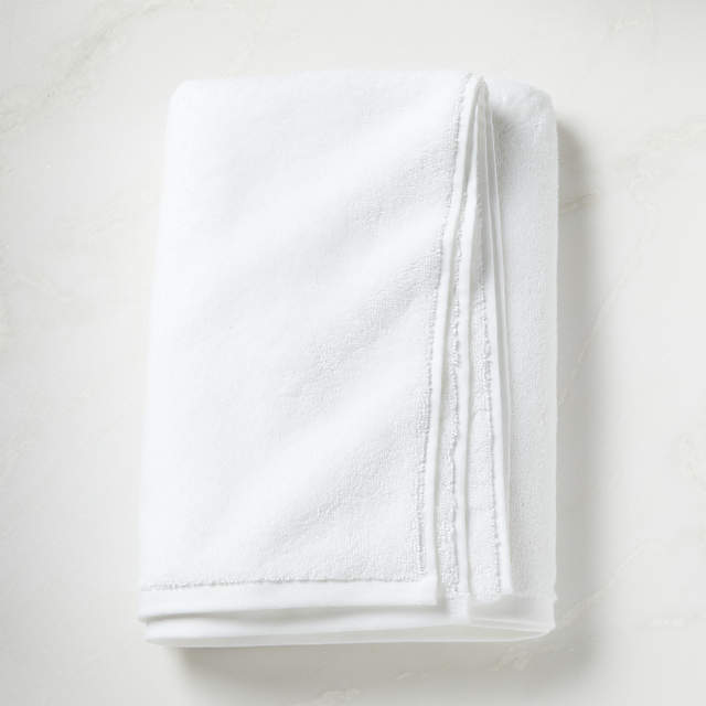 https://cb2.scene7.com/is/image/CB2/KalaniOrgCttnWhtBthTwlSHS22/$web_pdp_main_carousel_zoom_xs$/211220101818/kalani-organic-cotton-white-bath-towel.jpg