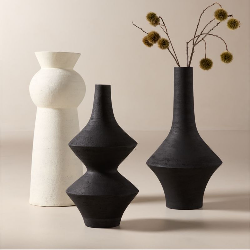 Santo Black Terracotta Floor Vase - image 4 of 5